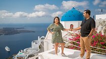 Couple and Family Photoshoot Experiece in Santorini 