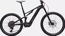 Rent an Electric Mountain Bike in Santiago to ride in a Bike Park