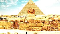 Cairo top tours to Giza Pyramids Egyptian Museum and Bazaar