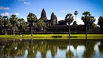 Angkor Wat Temples Private Day Tour from Siem Reap