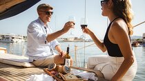 Barcelona: Gourmet Wine & Cheese Sailing cruise Experience