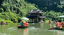 Hanoi: Hoa Lu, Trang An & Mua Cave Luxury Small Group Tour