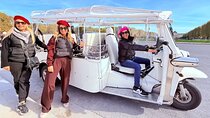 Private Signature Tour DE 4H EN Electric TukTuk in Paris