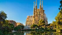 Sagrada Familia (With Reserved Entry) Semi-Private Tour 8ppl Max
