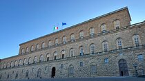 Pitti Palace & Boboli gardens tour with a Local Guide
