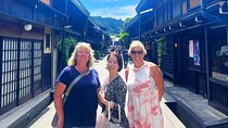 Takayama Jinya & Old Town Private Walking Tour 
