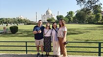 Delhi: Overnight Taj Mahal & Agra Fort Private Tour by Car