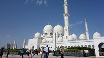 Abu Dhabi Half Day City Tour with Grand Mosque Express Entry