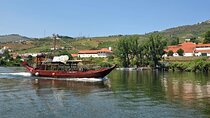 Rabelo Tour 2h Boat Tour and 1 Quinta Visit