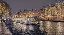 Paris New Year's Eve Sightseeing Cruise by Bateaux Parisiens