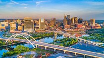 Nashville Downtown Highlights Private Guided Walking Tour