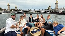 Seine River Hop On Hop Off Cruise Pass for 24 Hour