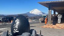 Tokyo: Mt Fuji & Hakone 2-Day Private Tour with Onsen Ryokan Stay