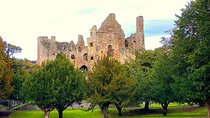 Castles, Coastline and Whisky Tasting Tour with Admission