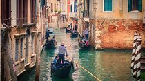 Saint Mark's Basilica and Gondola Tour in the Afternoon