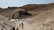 Luxor Day Tour: Valley of Kings & Hatshepsut Temples & habu templ