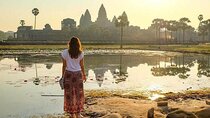 Exploring Angkor Wat highlight with Sunrise Tour-Small Group 