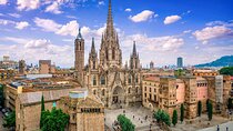 Essential Barcelona Walking Tour Gaudi and Gothic Quarter