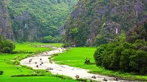 Ninh Binh Full-Day Tour from Hanoi to Hoa Lu, Tam Coc & Mua Cave