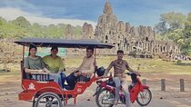 Siem Reap Angkor Wat Complex Tour by Private Tuk Tuk