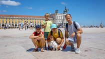 Lisbon Private Family Tour Castle Visit , Local Tastings & Games 
