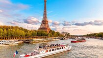 Seine River Sightseeing Cruise with Audio Commentary