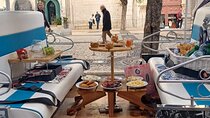 Private tapas tuk tuk tour through Lisbon