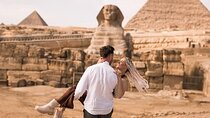 Private Cairo Tour, Pyramids, Sphinx, Museum & Lunch / Hurghada