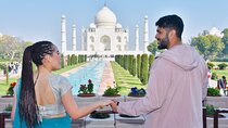 Delhi to Agra Private Day Trip with Sunrise Taj Mahal & Agra Fort