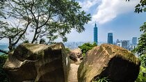 Top Taipei Highlights: Private Charter Tour with Local Guide