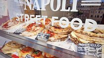 Guided tour of Naples combined with a street food tasting.