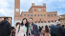 Private Tour in San Gimignano Siena and Chianti with Lunch