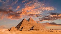 Full-Day Cairo Tour from Hurghada: Pyramids, Sphinx & Museum
