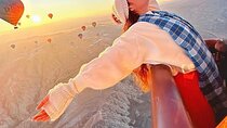 Hot Air Balloon Flight in Cappadocia with Champagne 