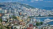 Naples Highlights Walk: Old Town, Scenic Views & Backstreets