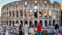 Rome Highlights 2 Hours Private Walking Tour with Local Guide