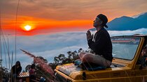 Batur Volcano Jeep Sunrise & Black Lava Experience All included