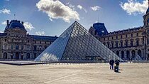 Paris Louvre Museum Ticket with Audio Guide 