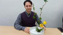 Ikebana: Experience Tokyo's Culture on Shared Art Class Tour