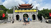 Hanoi: Private Tour to Hoa Lu, Tam Coc & Mua Caves