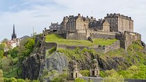 Discover Edinburgh’s Secrets on a Guided Old Town Walking Tour