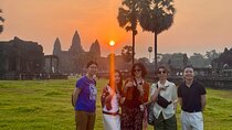 Classic Angkor Wat Sunrise Full Day Private Guide Tour 