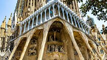 Sagrada Familia and Park Guell Guided Tour Combo