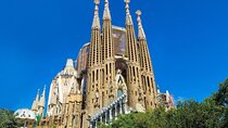 Sagrada Familia Guided Tour with Towers Access