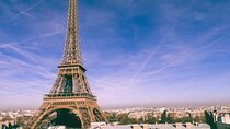 Discover Paris Highlights Adventure with Local Expert