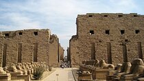 Day Tour East and West Bank with Transfer to Aswan or Hurghada