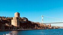 Explore Istanbul with Digital Guide by Locals