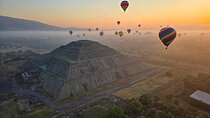 Balloon Flight with Breakfast in Cave and Pyramids of Teotihuacan