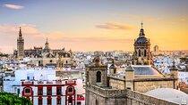 Cathedral of Seville English Guided Tour with Skip the Line & Access to Giralda 