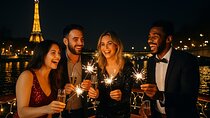 Paris Diner Cruise on the Seine River with Champagne and DJ Party